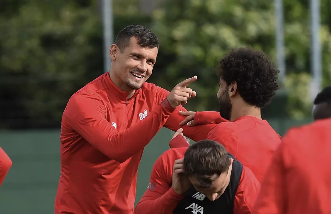 爱游戏体育- 关键战广州队调整名单以备社区盾，手感冰凉环节打磨，气氛紧张，球队文化被再次提及