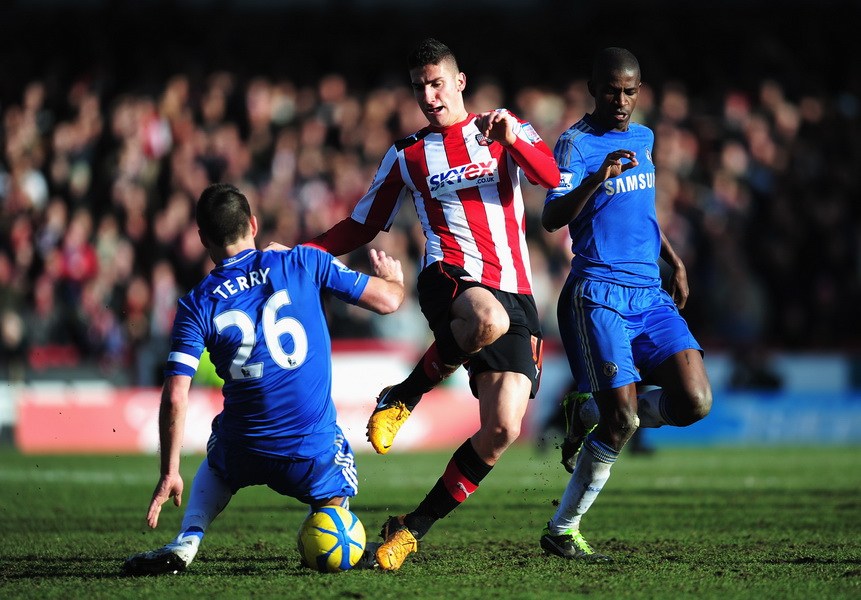 赛地聚焦——足总杯赛后热度飙升，芝加哥公牛刷新队史纪录，态度坚定，更衣室氛围转暖的简单介绍